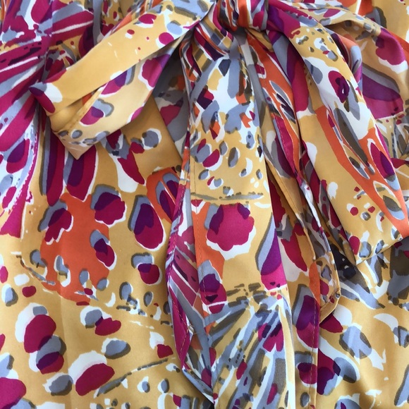 Banana Republic Factory Sleeveless button up - Picture 7 of 8